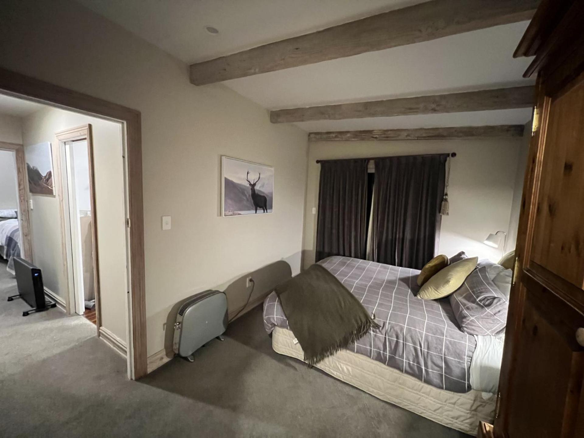 Base Camp Cottage Taupo Exterior foto